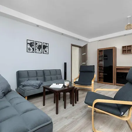 شقة Przestronny Z Balkonem Blisko Centrum By Renters كاتوفيتسه